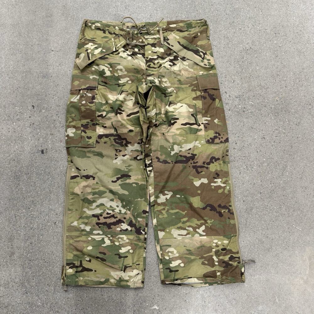 Multicam Shell Pants Size Medium Short Waterproof NWOT
